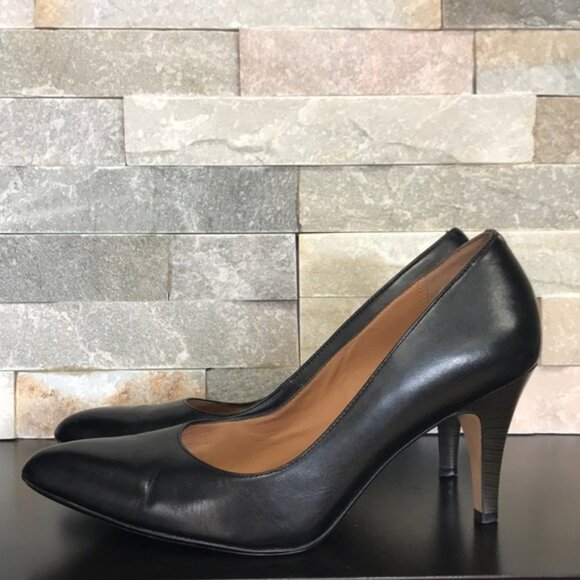 Clarks Women's Heels - Picture 2 of 6